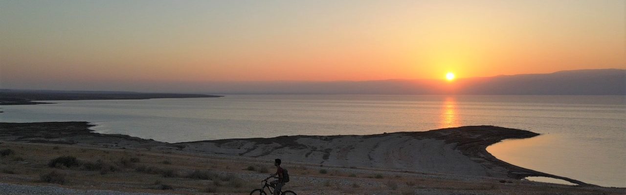 טיול אופניים בים המלח